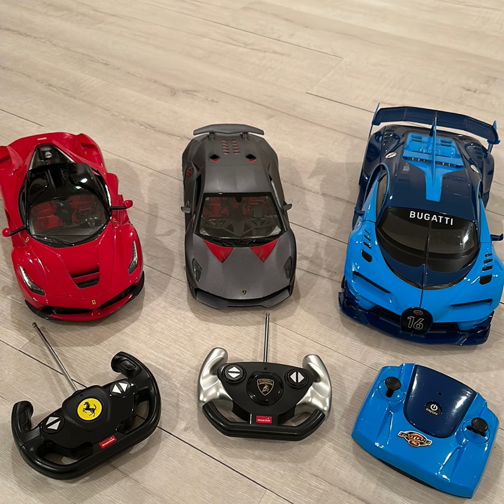 Toy cars-Lamborghini, Ferrari & Bugatti. Remote control car collection.
